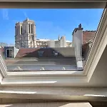 Appartamento Rooftop Triplex With Garden At Notre Dame