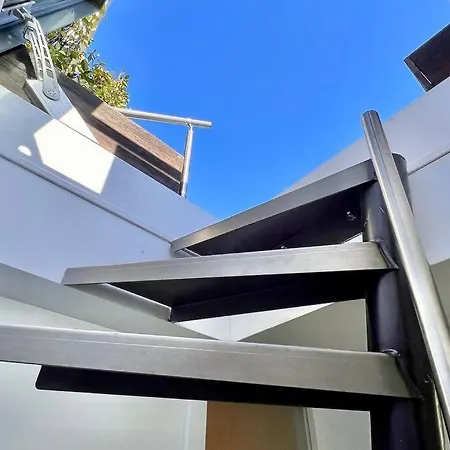 Apartman Rooftop Triplex With Garden At Notre Dame