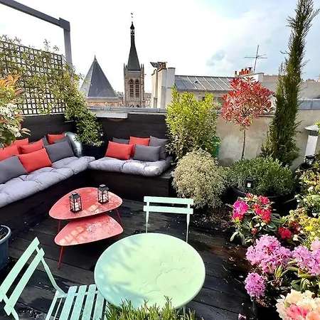 Rooftop Triplex With Garden At Notre Dame Apartman Párizs